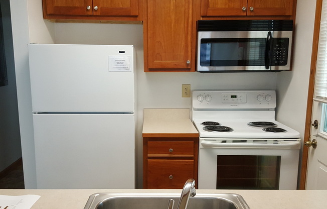 2 beds, 1.5 baths, $1,950