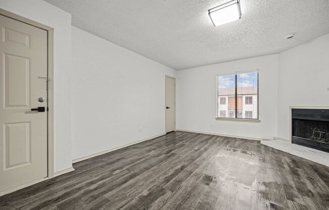 3 beds, 2 baths, 1,123 sqft, $1,600, Unit F-04