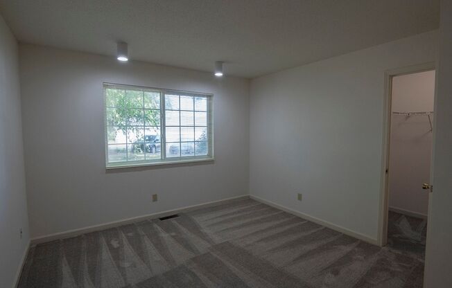 1 bed, 1 bath, 660 sqft, $1,220, Unit 301-7-107