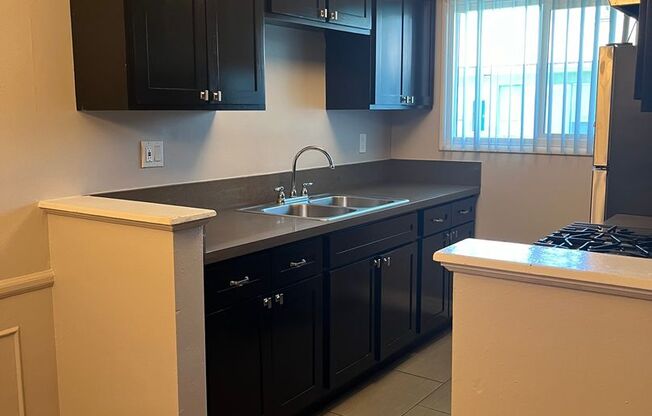 1 bed, 1 bath, 744 sqft, $1,923, Unit 11