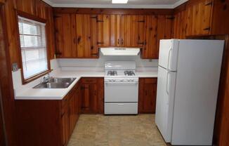 3 beds, 1 bath, $1,350