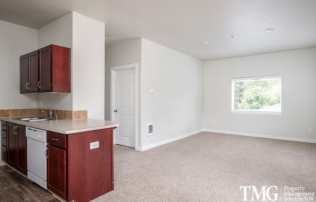 2 beds, 2 baths, 825 sqft, $1,599, Unit 1-12B
