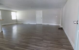 2 beds, 1 bath, $1,575