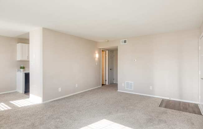 Welcome to Warwick Village Apartments