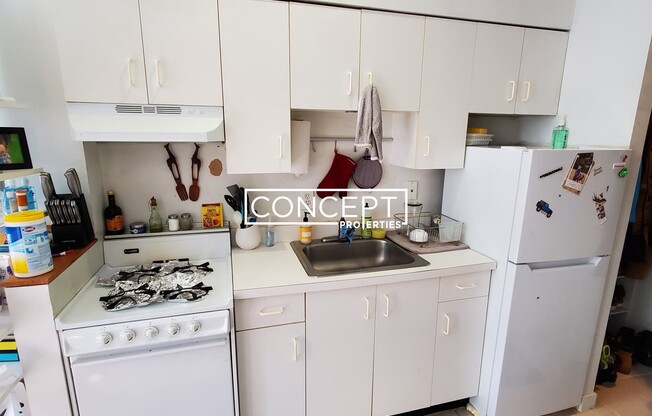 548 Columbus Ave