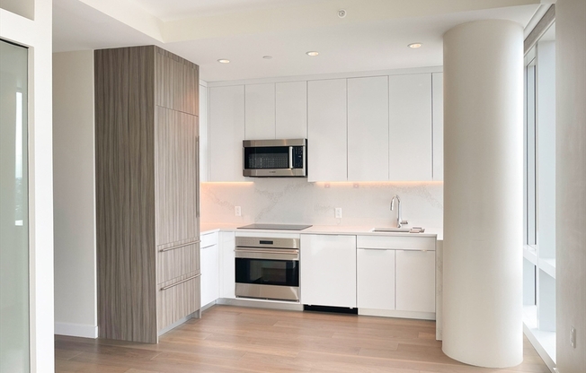 1 bed, 1 bath, 612 sqft, $4,375, Unit 20G
