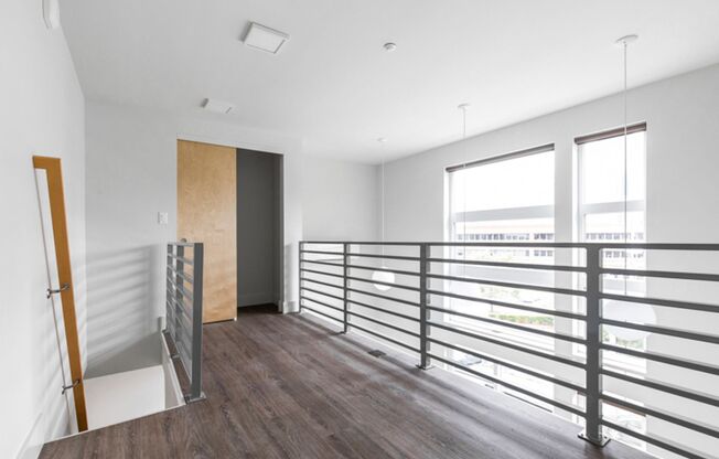 1 bed, 1 bath, 395 sqft, $1,358, Unit 409