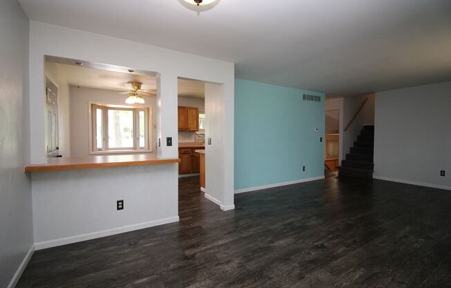 3 beds, 2 baths, $1,950