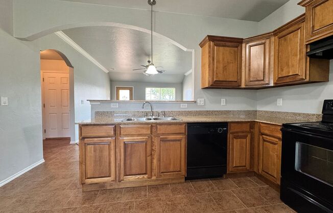 3 Bedroom Home in Piedmont with ALL APPLIANCES Included *Half Month's Rent FREE*