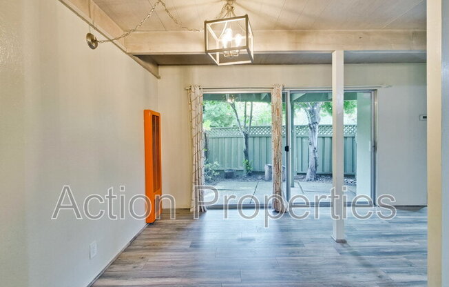 278 MONROE DR