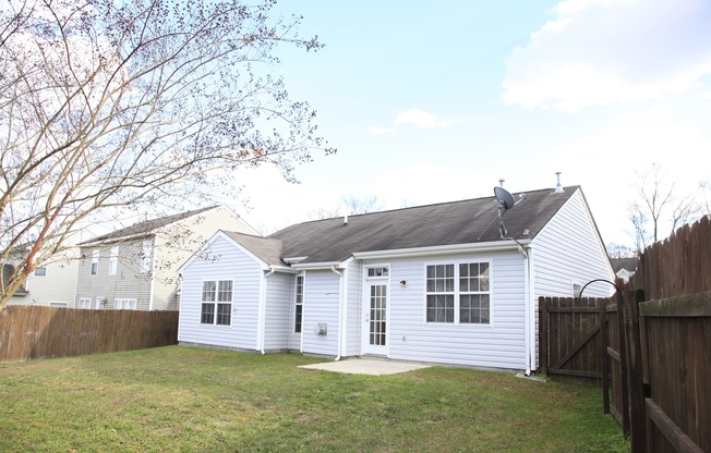 3 beds, 2 baths, $1,699