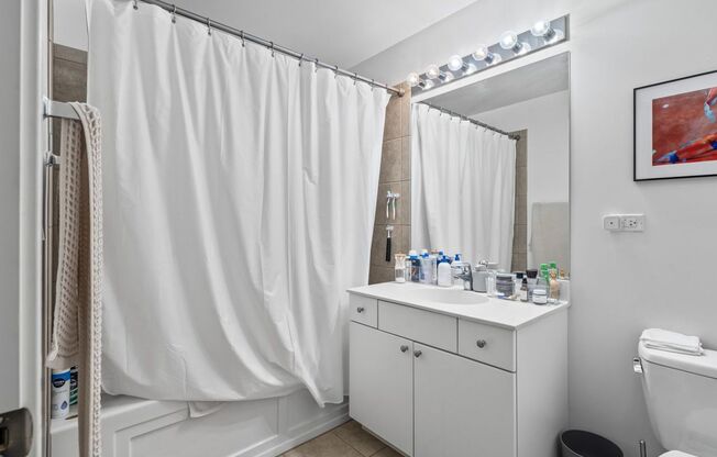 1 bed, 1 bath, $2,200, Unit #3506