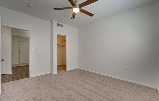 Unfurnished Bedroom at Vue Live Oak, Dallas