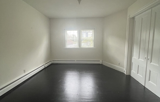 3 beds, 1 bath, $3,000, Unit 1