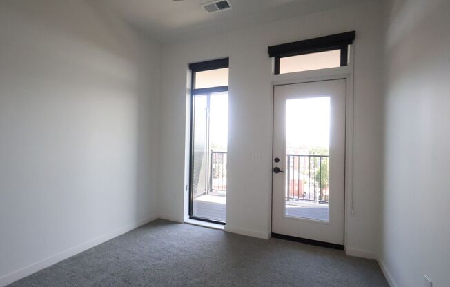 3 beds, 2 baths, 1,625 sqft, $4,000, Unit 914