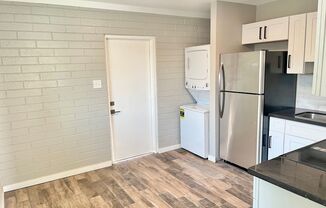 1 bed, 1 bath, 650 sqft, $1,495