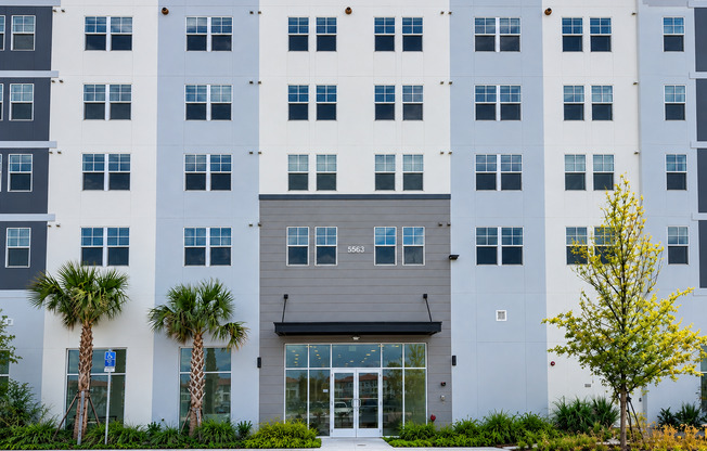 Millenia Park New Condo 2/2