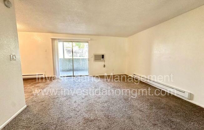 2 beds, 1 bath, 800 sqft, $1,195, Unit C