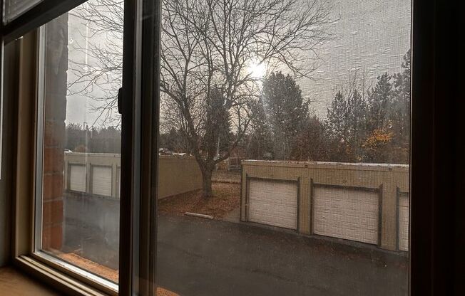 1 bed, 1 bath, 660 sqft, $1,250, Unit H - 074