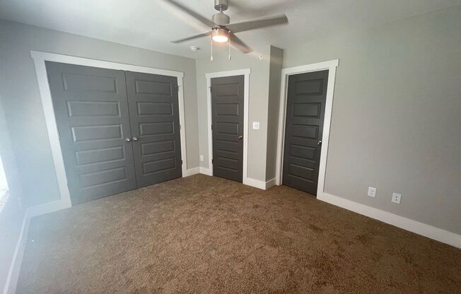 3 beds, 3.5 baths, 1,568 sqft, $2,460, Unit Unit 103