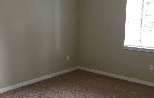 2 beds, 2 baths, $2,022, Unit 4862-208