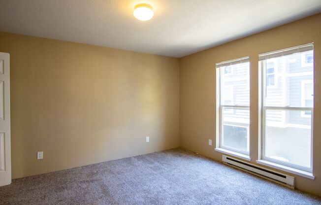 1 bed, 1 bath, $1,565, Unit 220-03