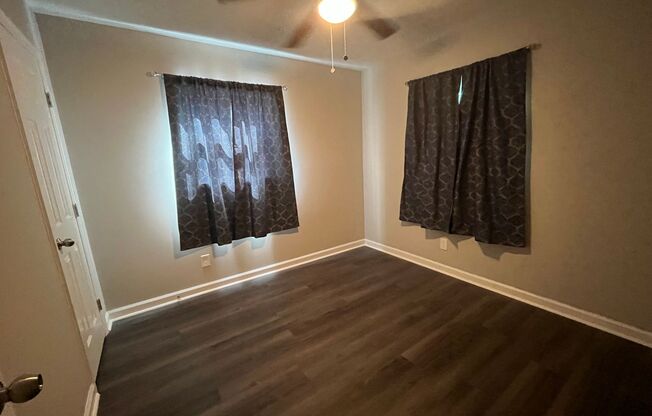 2 beds, 1 bath, $1,500