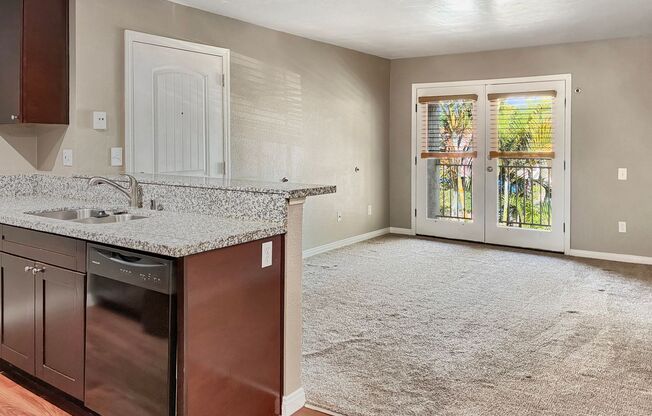 2 beds, 1 bath, 880 sqft, $2,568, Unit 118