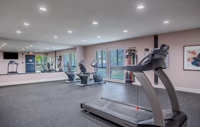 1 bed, 1 bath, 420 sqft, $750