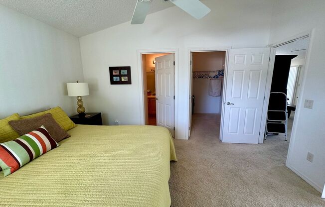 2 beds, 2 baths, $2,600