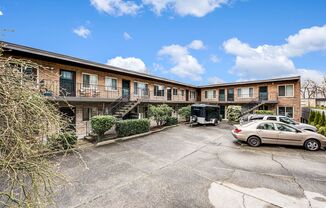 Spacious Capitol Hill 1-Bedroom with In-Unit Washer/Dryer – Prime Location!