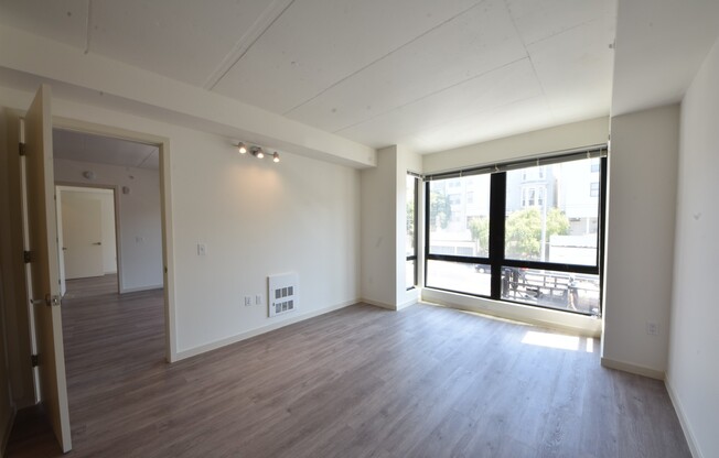 3 beds, 2 baths, 1,230 sqft, $5,350, Unit 480 Potrero Ave, Unit 305