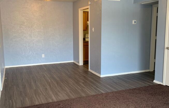 2 beds, 1.5 baths, $1,150, Unit 2053