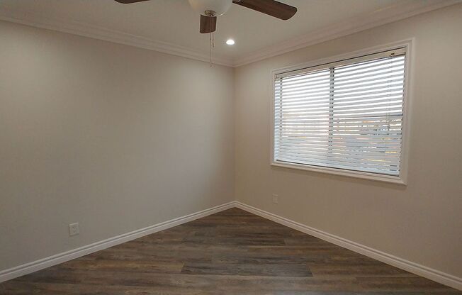2 beds, 2 baths, 950 sqft, $2,850, Unit 320