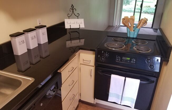 1 bed, 1 bath, 625 sqft, $1,388, Unit 0032