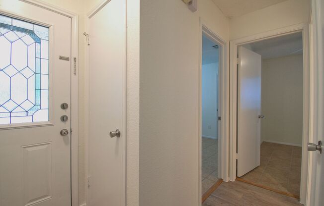 Lovely Three Bedroom in NE Austin near Walnut Creek Greenbelt