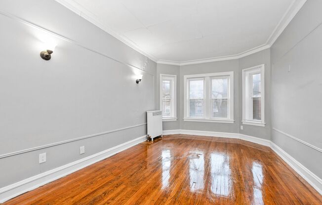 8139-8145 S Maryland Ave