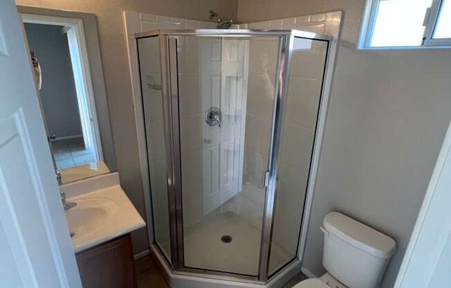 Beautiful 4 Bedroom 2 1/2 Bath Home!!! Property Ready for MOVE IN!!!