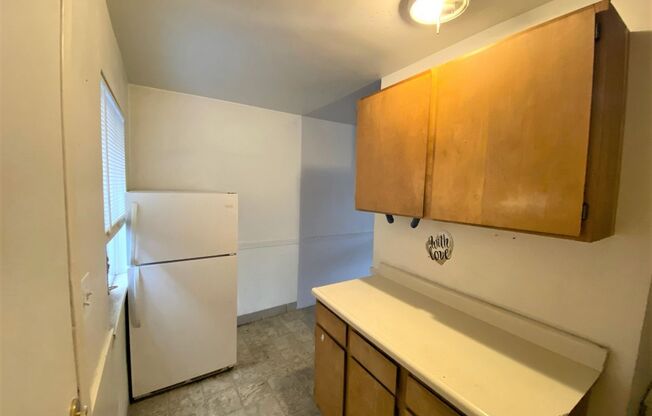 1 bed, 1 bath, 570 sqft, $975, Unit #6