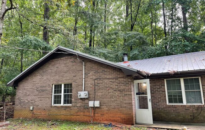 2 BEDROOM DUPLEX- WESTSIDE ATHENS
