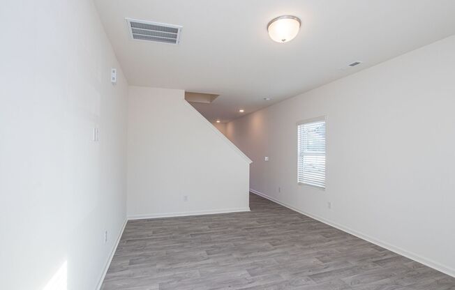 BEAUTIFUL 3BD/2.5BTH Townhome - Belmont - DECEMBER MOVE IN