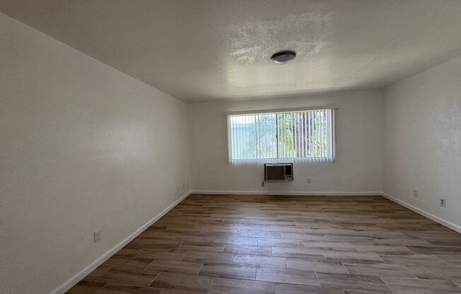 Oleander Apartments