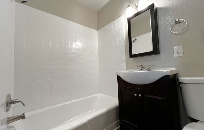 Studio, 1 bath, 400 sqft, $695, Unit Unit 73