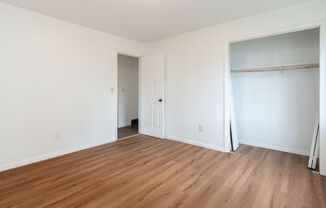 3 beds, 1 bath, $1,650, Unit 1432-2