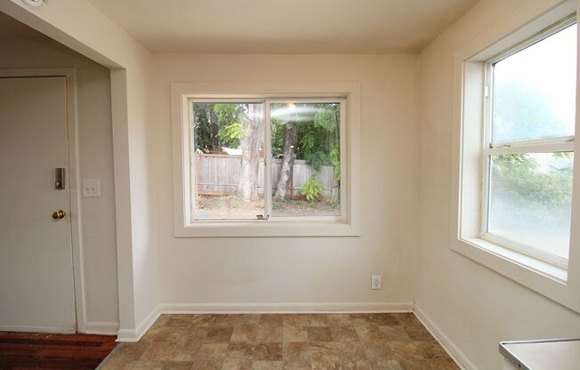 Cully 1 Bedroom Bungalow in Secluded Location