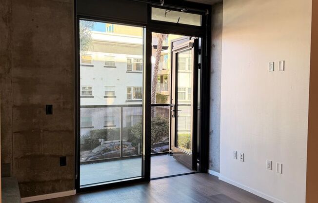 Studio, 1 bath, 354 sqft, $2,195, Unit 206