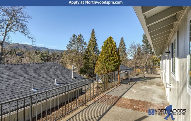 2 beds, 1 bath, $1,775