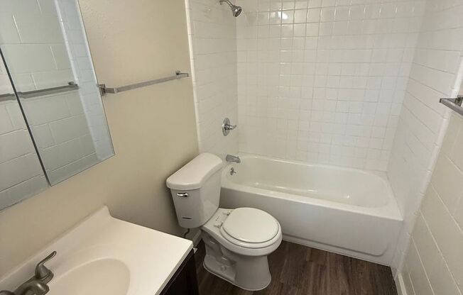 Studio, 1 bath, 480 sqft, $1,095, Unit 103