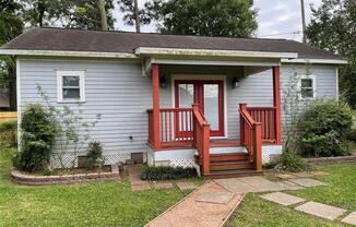 705 W 34 ST