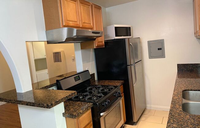 1 bed, 1 bath, 700 sqft, $2,350, Unit 3